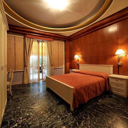 B&B La Terrazza Брешия Экстерьер фото