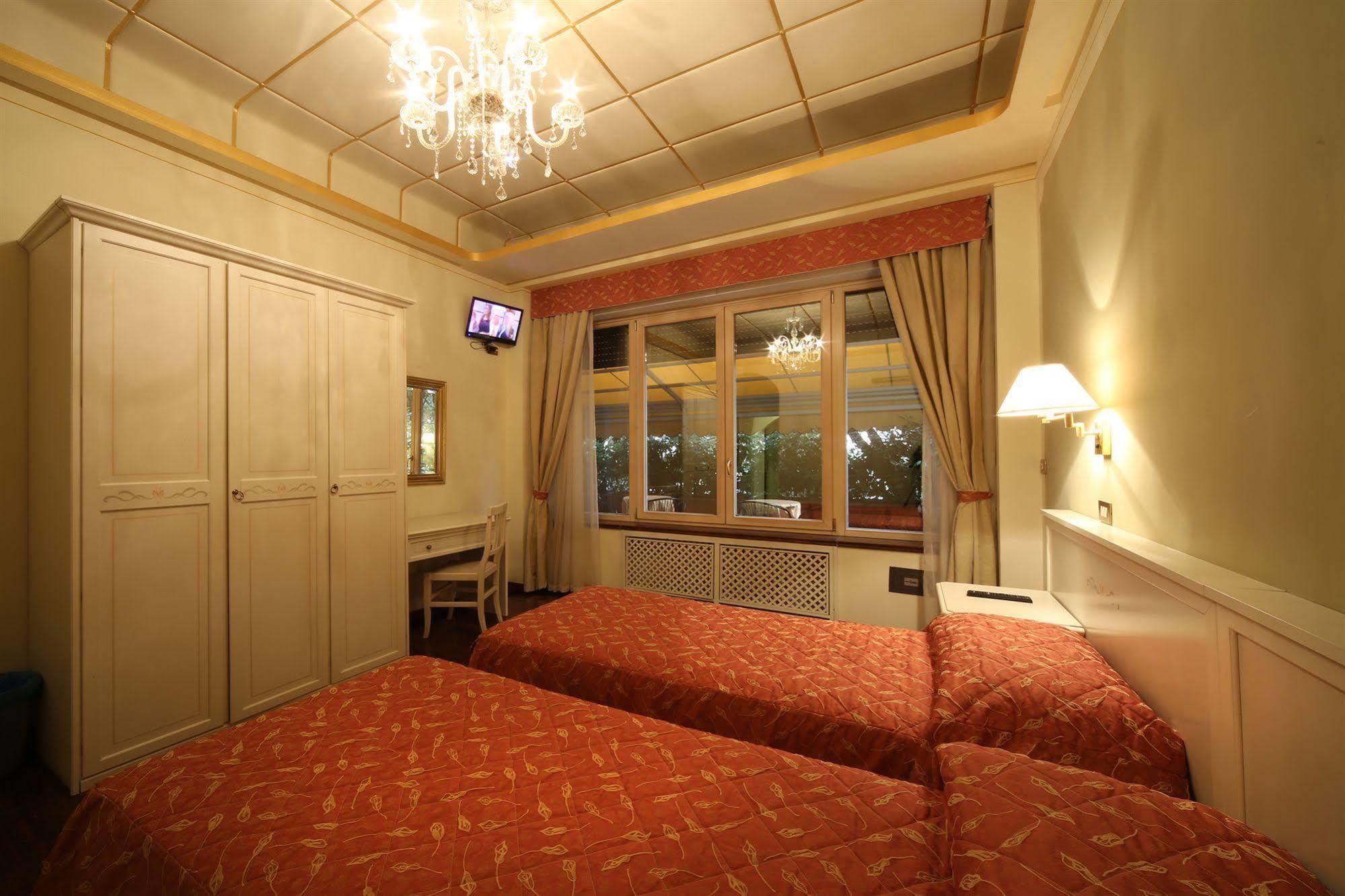 B&B La Terrazza Брешия Экстерьер фото
