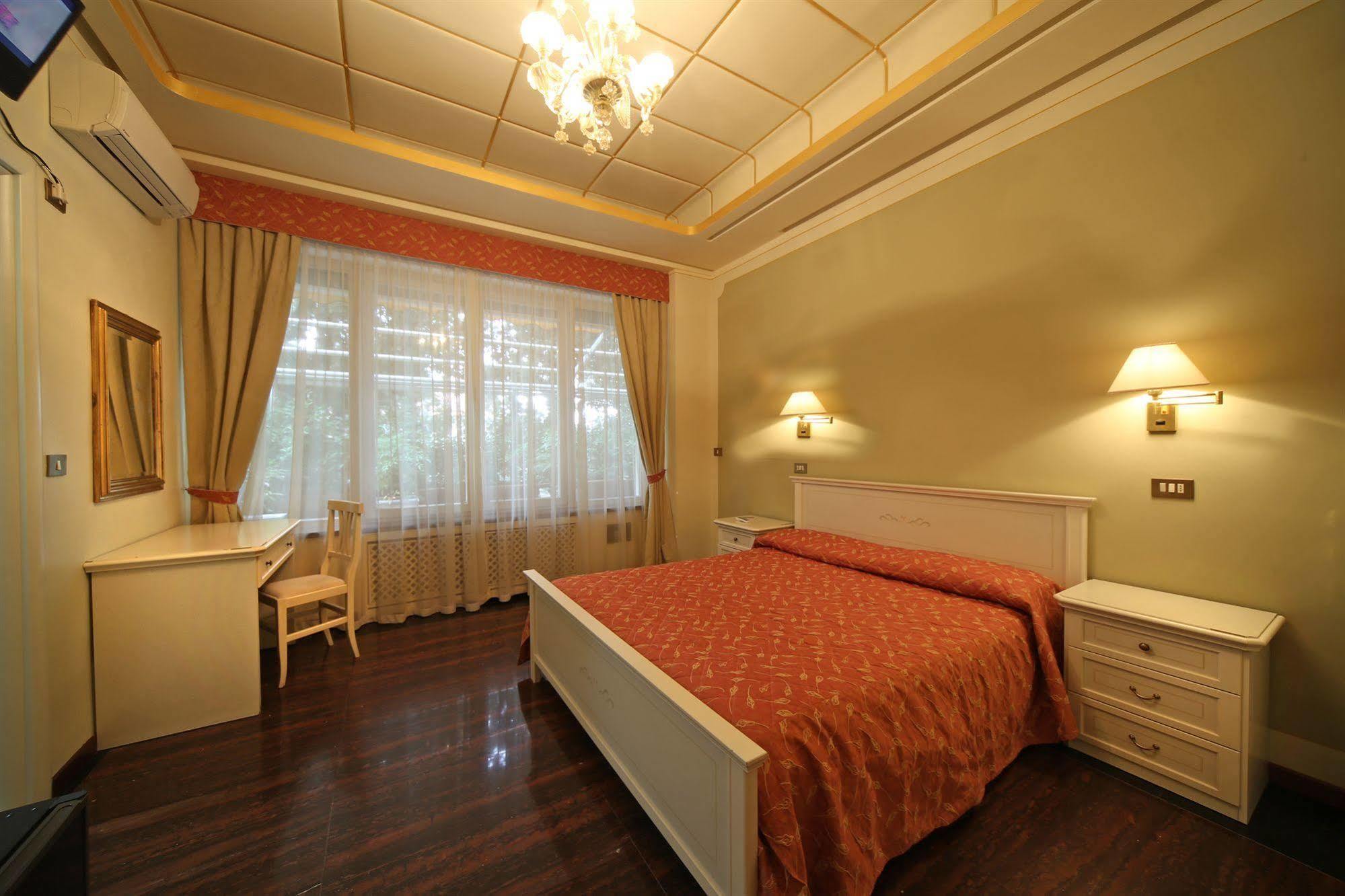 B&B La Terrazza Брешия Экстерьер фото