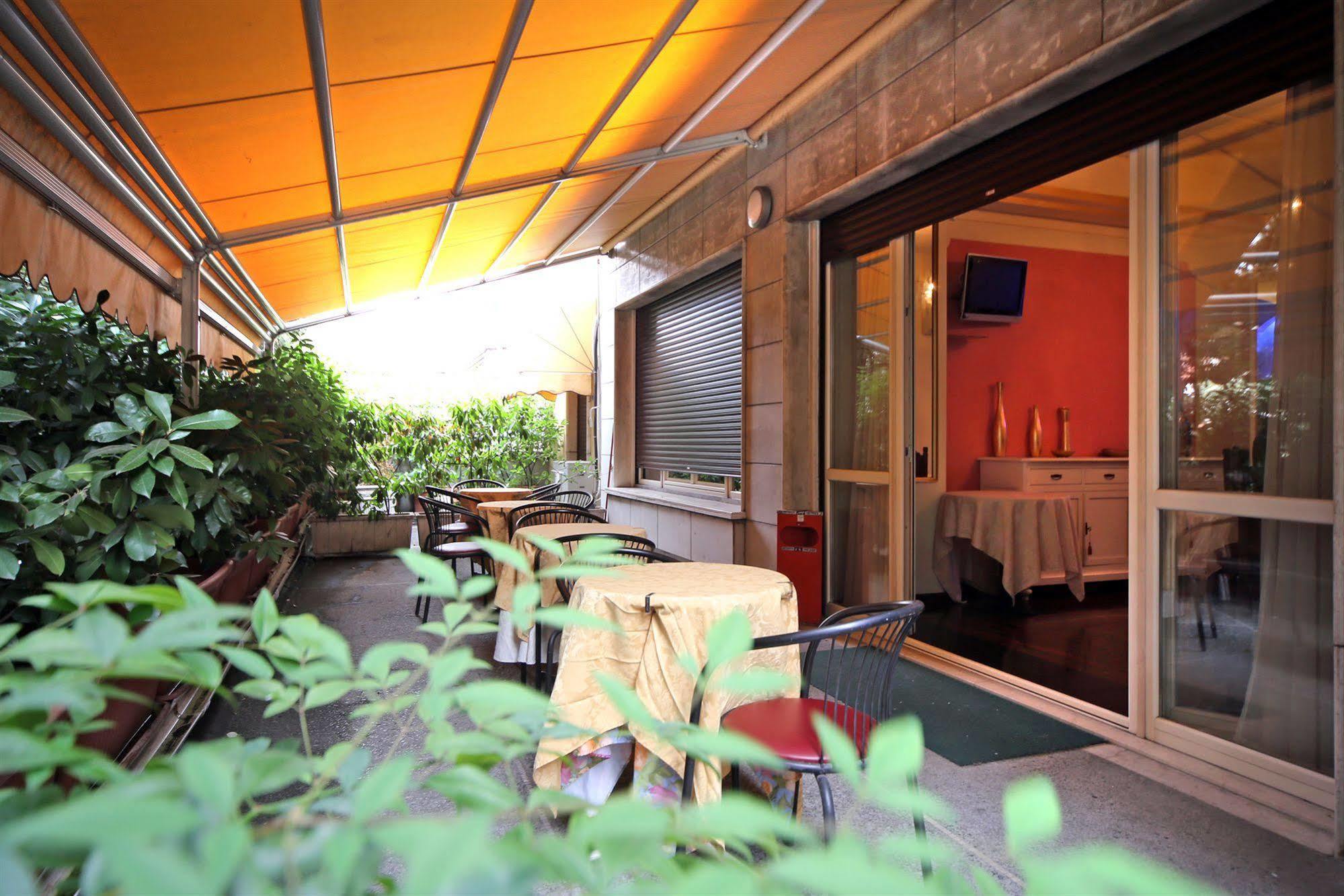 B&B La Terrazza Брешия Экстерьер фото